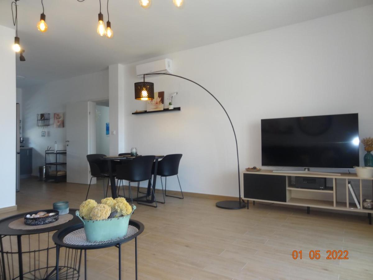 Fantazija Apartment โวดีเซ ภายนอก รูปภาพ